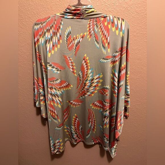 Zig Zag Stripe tan colorful jacket - Picture 2 of 7